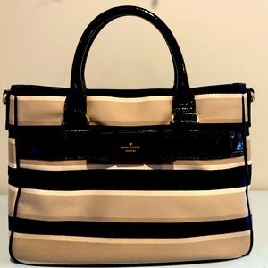 Classic Kate Spade bag!